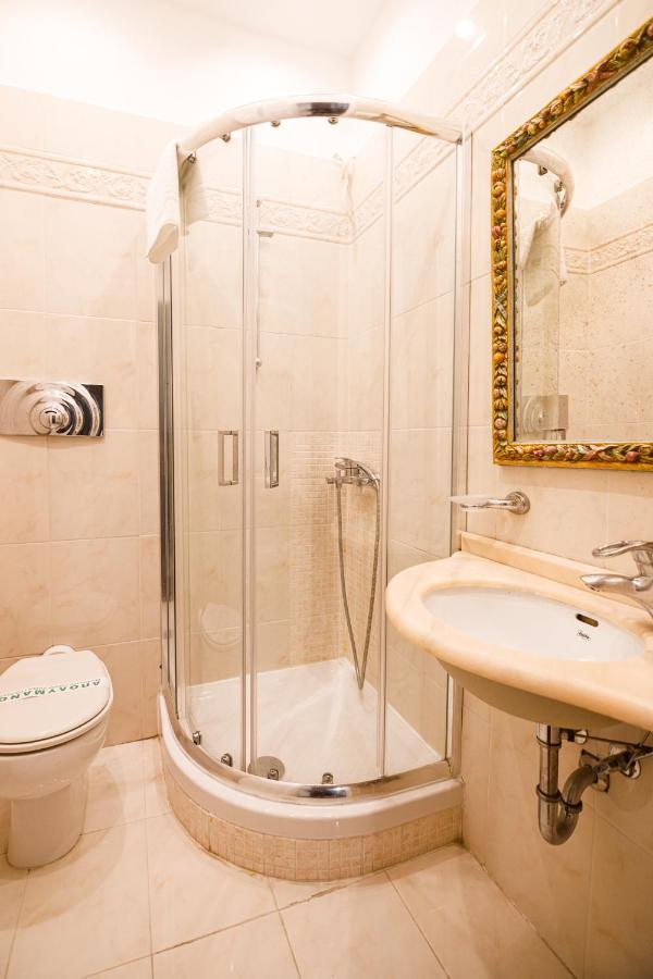 Palaiologos Luxury City Hotel Patras Exterior photo
