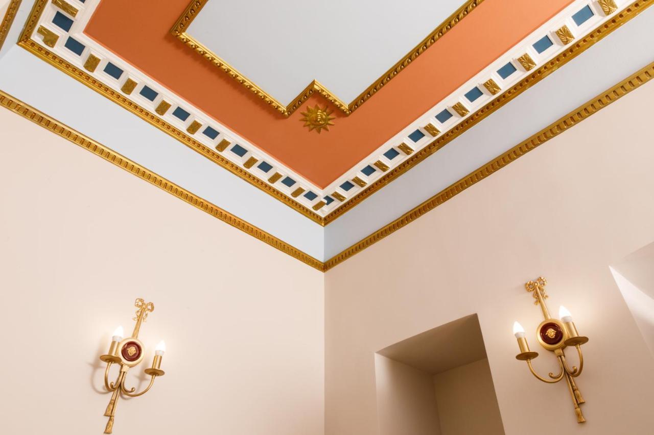 Palaiologos Luxury City Hotel Patras Exterior photo